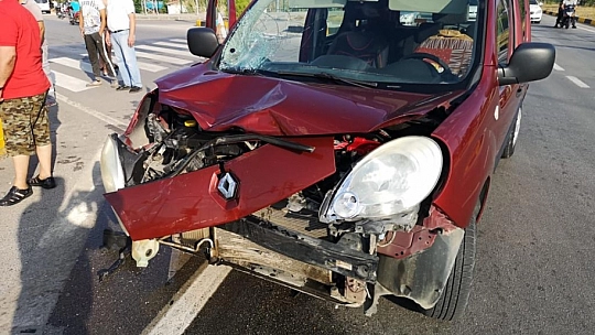 Kamyonetle Çarpışan Motosikletin Sürücüsü Öldü