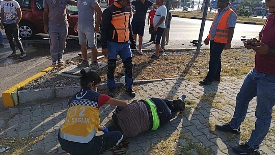 Kamyonetle Çarpışan Motosikletin Sürücüsü Öldü