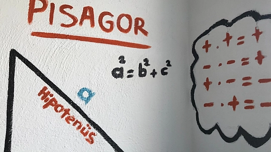 Çağdaş bir ortamda eğitim öğretim yapacaklar