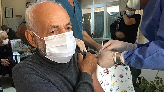 Aile, Çalışma ve Sosyal Hizmetler İl Müdürlüğü'nde 2. doz aşılar tamamlandı