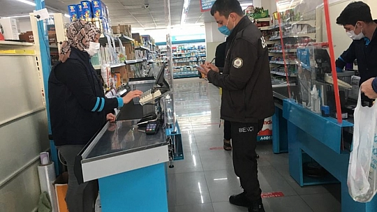 Seydikemer'de kısıtlamaya uymayanlara ceza yağdı