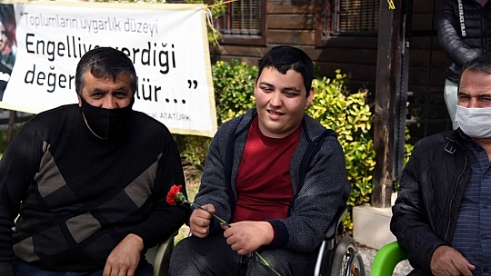 Zihinsel Engelliler Derneği'ne ziyaret