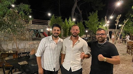 Ünlülerin Uğrak Mekanı 'Mur-Et Karacabey'…