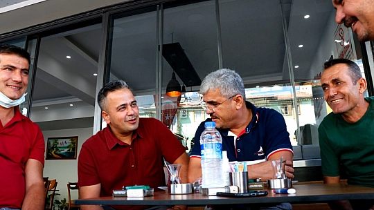 Demirtaş'tan esnaf ziyaretleri sürüyor