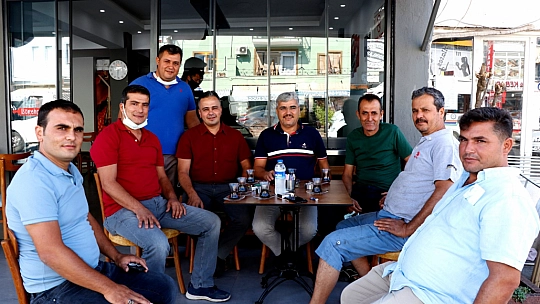 Demirtaş'tan esnaf ziyaretleri sürüyor