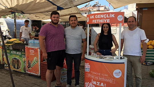 Fethiye AK Gençlik üye çalışmalarını sürdürüyor