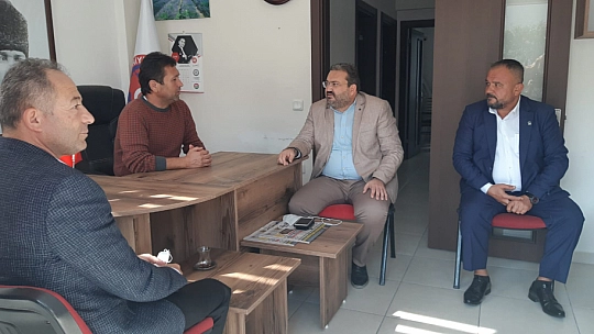 İlçe Başkanlarından, Muhtarlar Derneğine ziyaret