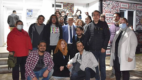 Genç Ofis gençlerle daha da büyüyor