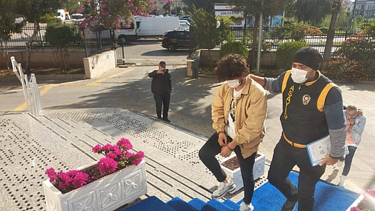 Asayiş Büro Amirliği Ekiplerinden sahte altın operasyonu