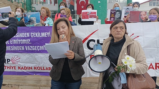 CHP'den 'Kadına yönelik şiddete hayır' açıklaması
