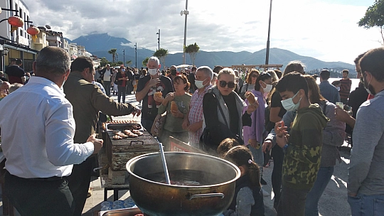 Noel Çarşısı Kuruldu