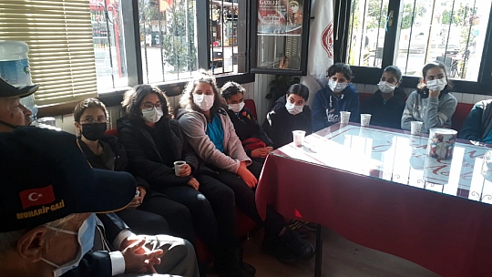 Öğrencilerden Gaziler ve Şehit Aileleri Derneği'ne Ziyaret