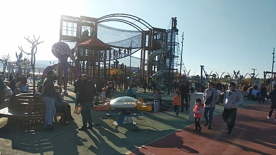 Güzel hava ördeklere yaradı