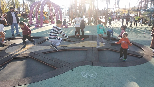 Güzel hava ördeklere yaradı