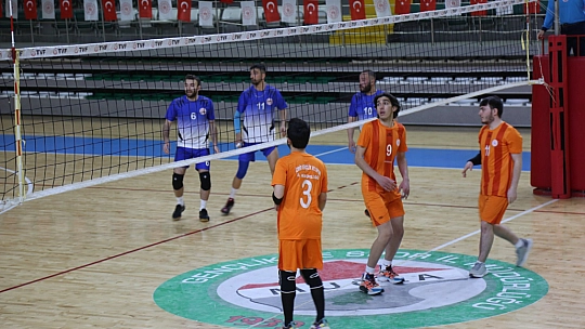 GSB Yurtları Voleybol Grup Şampiyonası Muğla'da başladı