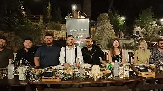 ZİRVE SPOR MORAL YEMEĞİNDE