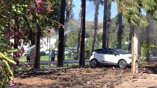 Yangına müdahale eden herkes yandı: 15 yaralı