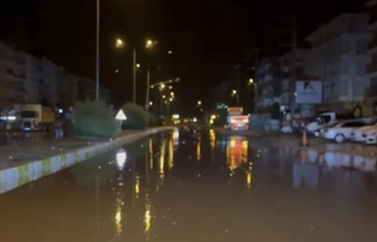 Çevre Yolu Yağış Sonrası Göle Döndü