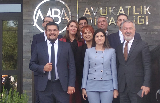 Hukuk Bürosu Dualarla Açıldı