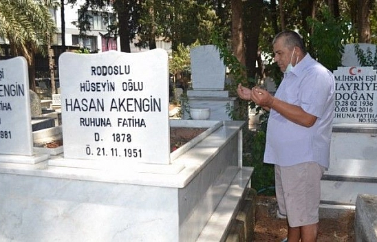 Arefe Günü mezar ziyaretleri unutulmadı