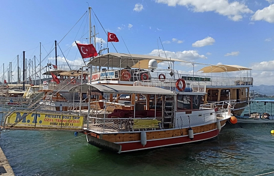 Fırtına sebebiyle tekne turları iptal edildi