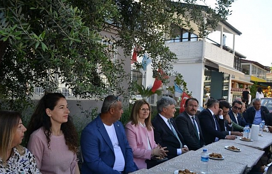 İYİ Parti İlçe Başkanlığı'nda bayramlaşma programı