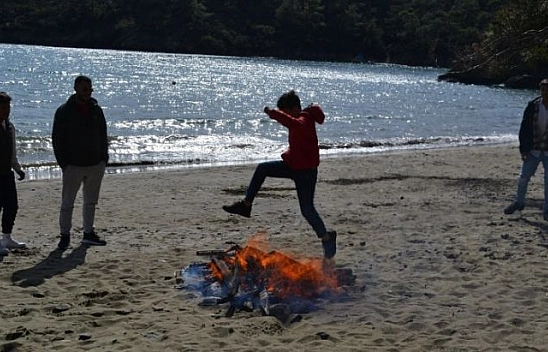 Ülkü Ocakları Nevruz'u kutladı