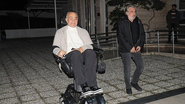 10 yıldır süren manken Aslı Baş davasında beraat kararı çıktı