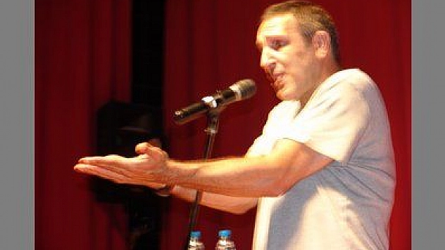 CEM ÖZER'DEN MUHTEŞEM GÖSTERİ