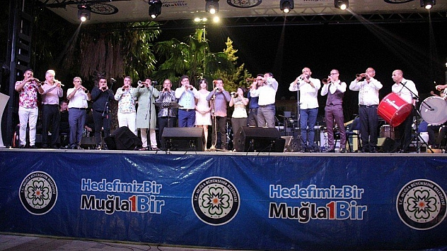 Zurnazen Milas'ta kulakların pasını sildi