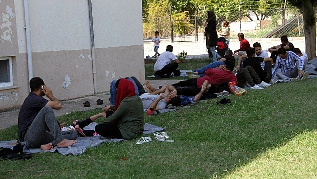 Seydikemer Jandarma'dan mülteci operasyonu