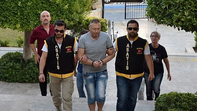 40 bin dolarlık pırlanta yüzük yutan İrlandalı serbest bırakıldı