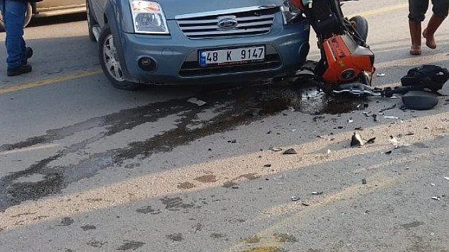 Köyceğiz'de otomobille, motosiklet çarpıştı: 1 yaralı