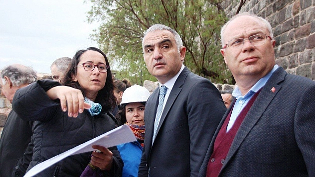 Tahir Ateş, turizm projelerini Bakan Ersoy ile paylaştı