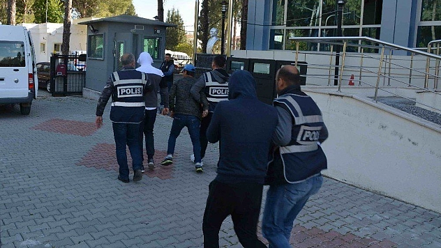 Dalaman'da ev hırsızları yakalandı