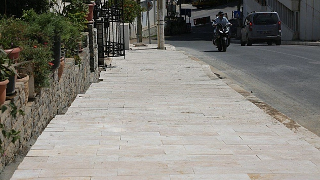 Bodrum'da cadde ve sokaklar yenileniyor