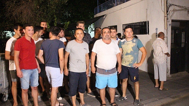 Evlere girip uyuyanları izleyen sapık için Bodrum'da alarma geçildi