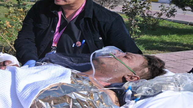 TİNERLE ISINMAK İSTERKEN KENDİNİ YAKTI...