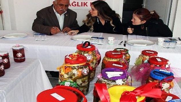 Menteşe'de Reçel ve turşular yarıştı
