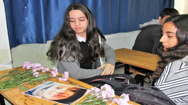 ASLI'NIN ARKADAŞLARI YASTA...