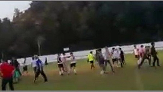 ORTACA MAÇINDA KAVGA