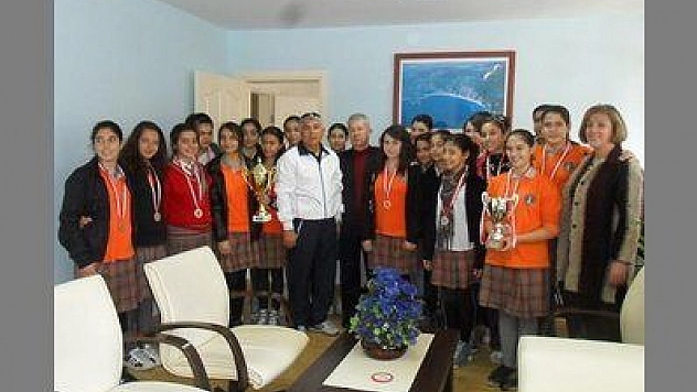 REŞAT TUNÇ'A TEŞEKKÜR ZİYARETİ