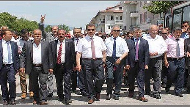 MHP SEÇİM BÜROSUNA MEHTERANLI AÇILIŞ