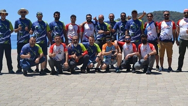 Adana Havacılık Kulübü Ölüdeniz'de eğitim yapıyor