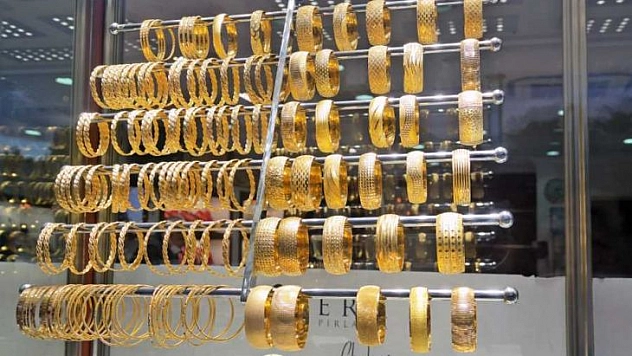 ALTINDA DÜŞÜŞ DEVAM EDİYOR