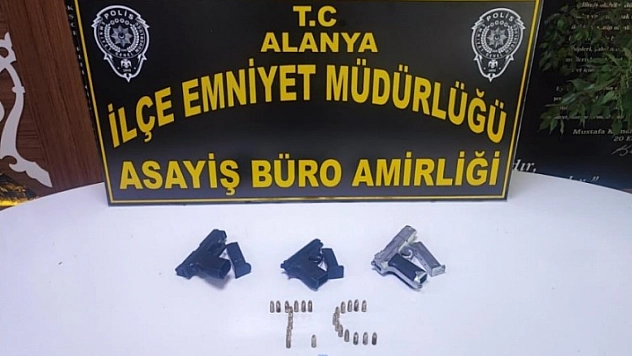 Aracından havaya ateş açtı, tutuklandı