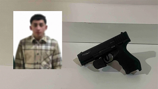 Asker eğlencesi konvoyunda motosiklet üzerinde havaya ateş açan şahıs kamerada