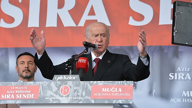 Bahçeli, açık hava toplantısında halka hitap etti