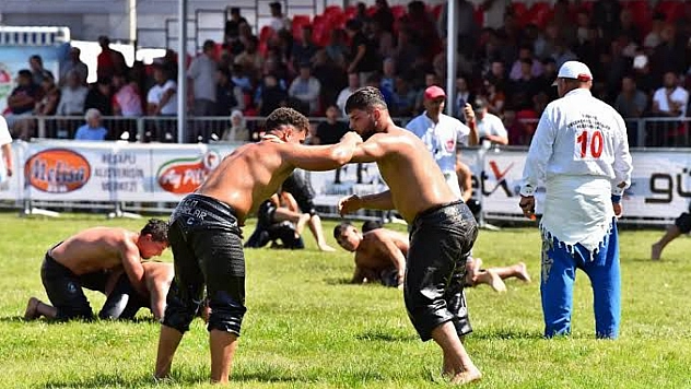 Başkan Akdenizli'den Tüm Vatandaşlara Davet: 'Bu Coşkuya Ortak Olun'