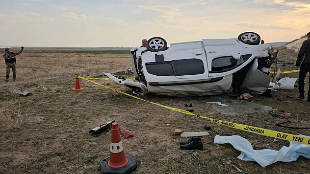 Bayramlaşmadan dönen muhtarın aracı şarampole yuvarlandı: 1 ölü
